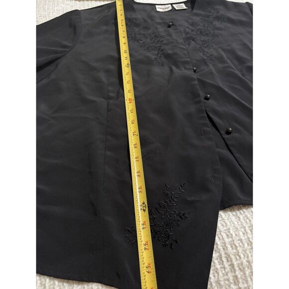 Black Floral Embroidered Button Top 24W Whimsigoth Fairy Grunge Dark Cottagecore - Picture 5 of 8